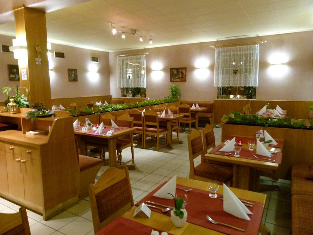 Mariánské Lázně Hotel Pelikan מראה חיצוני תמונה